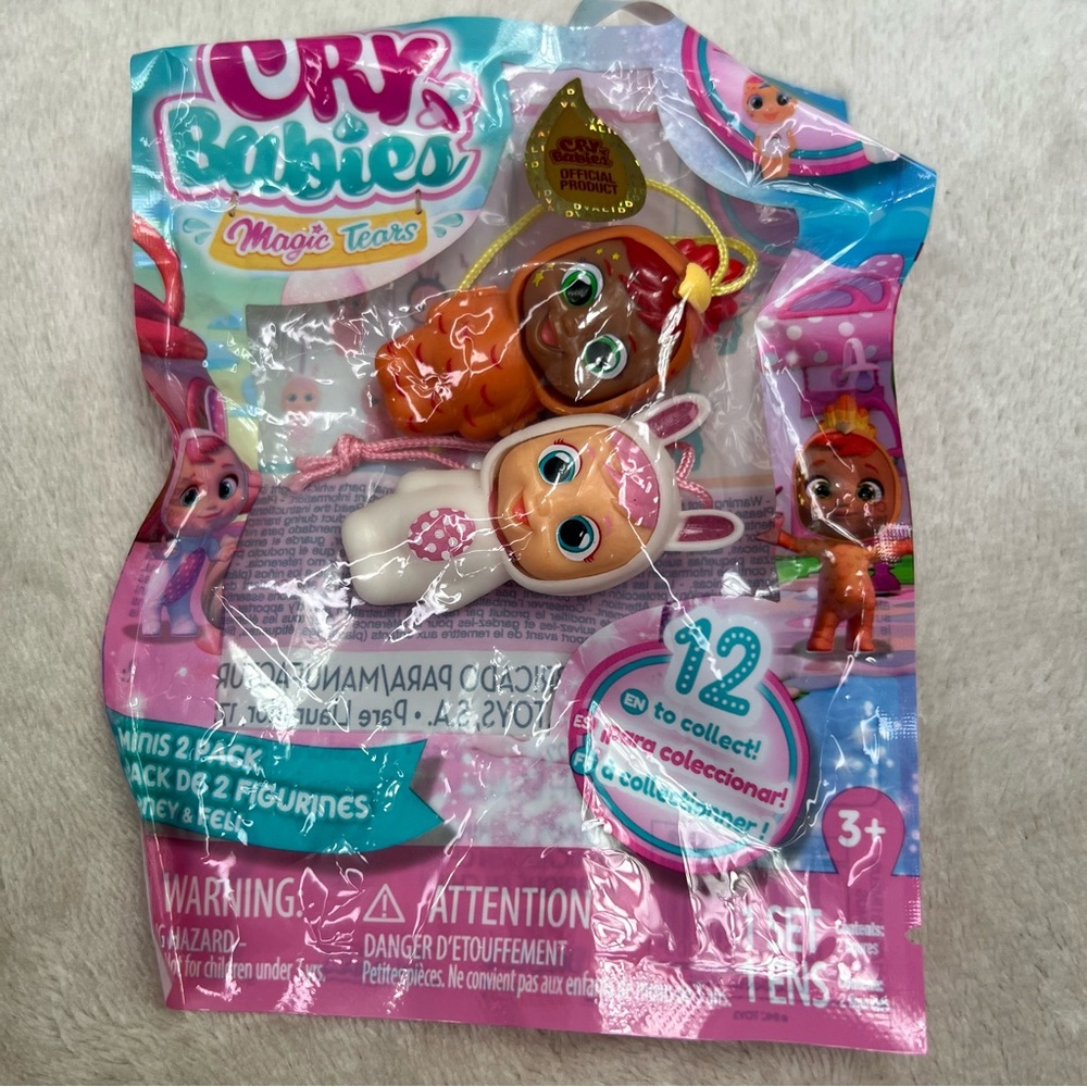Cry Babies Magic Tears Minis 2 Pack Figures Dangle Backpack Junk Journal Charm